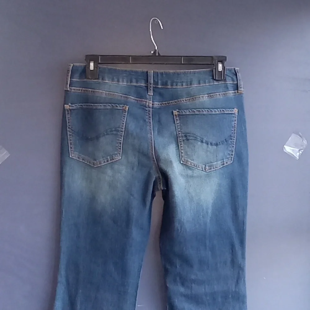 NWT So bootcut distressed jeans size 13 - Picture 5 of 6
